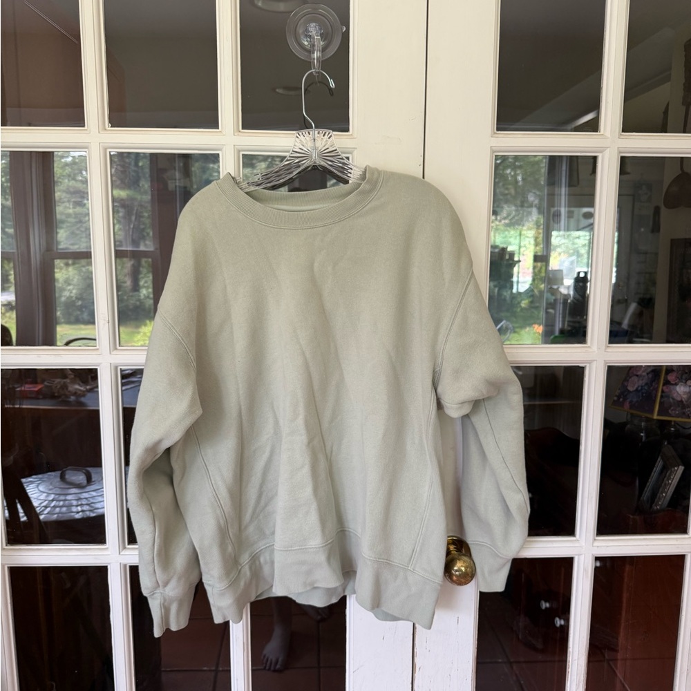 Aritzia TNA Sage Green Boyfriend Crewneck